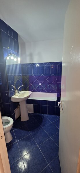 Apartamanet 2 camere de vanzare in Campina